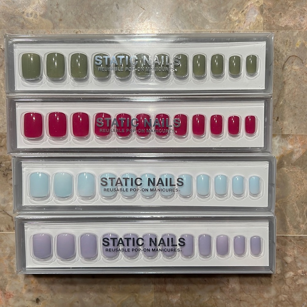Static nails pop on manis